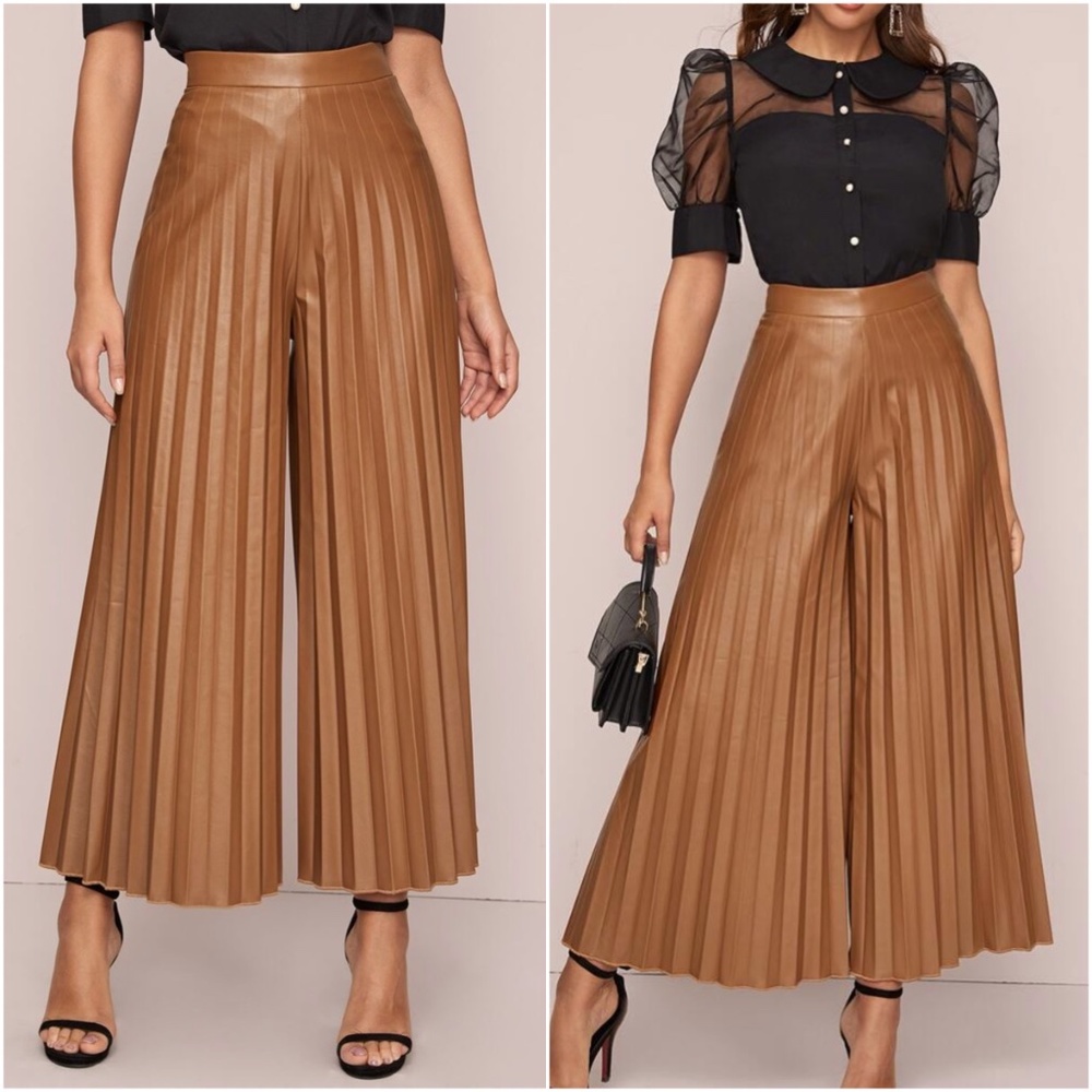 White Accordion Vegan Leather Palazzo Wide Pants - Picture 3 of 12